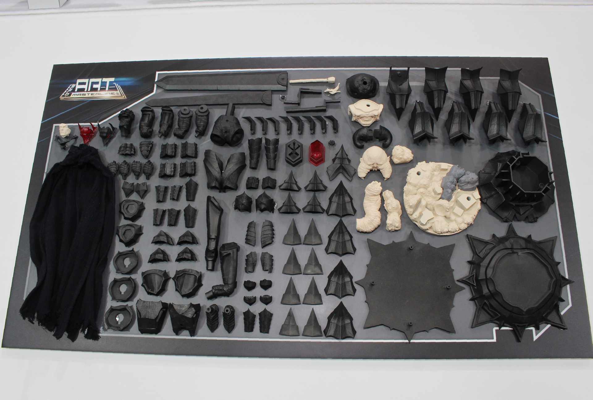 こちらはパーツの見本。これはまだ開発中のもので、これからブラッシュアップされるとのこと