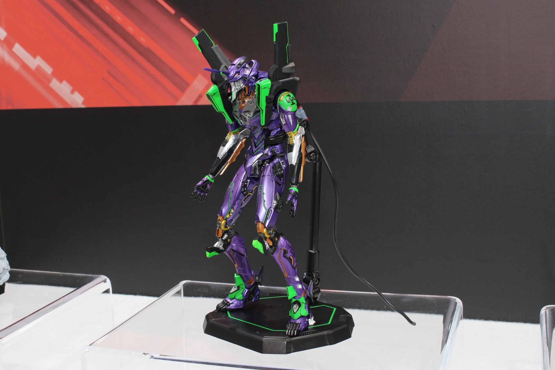 「DYNAMIC ARTS 汎用ヒト型決戦兵器 人造人間 エヴァンゲリオン 初号機(Concept By ジョシュ・ニジー)」。発売日、価格は未定