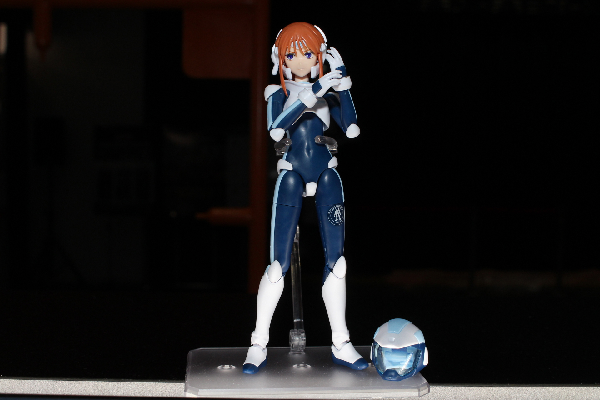 「Figure-rise Standard ガンダムベース限定 プルツー [ガンダムベースカラー]」。10月11日発売。価格は4,400円。ガンダムベース販売商品