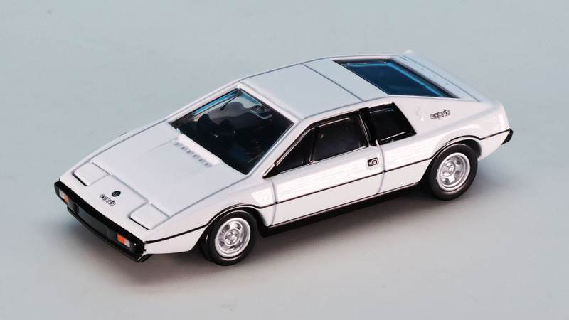 スーパーカーの雛形と称されるエスプリのS1がトミカプレミアム化！