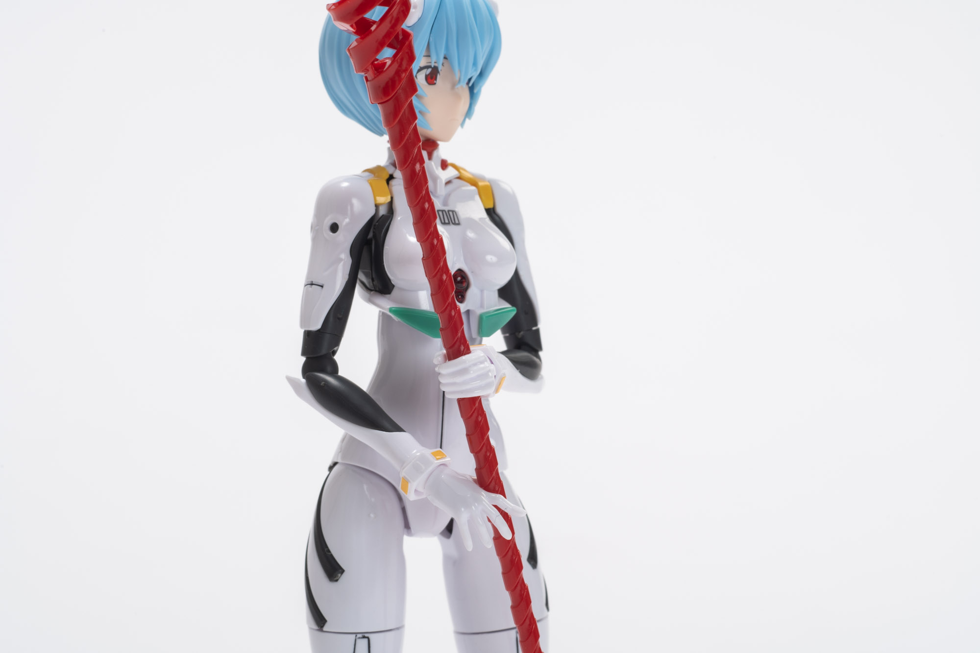 手元の感じもなんとも綾波らしい持ち方をさせることができる。