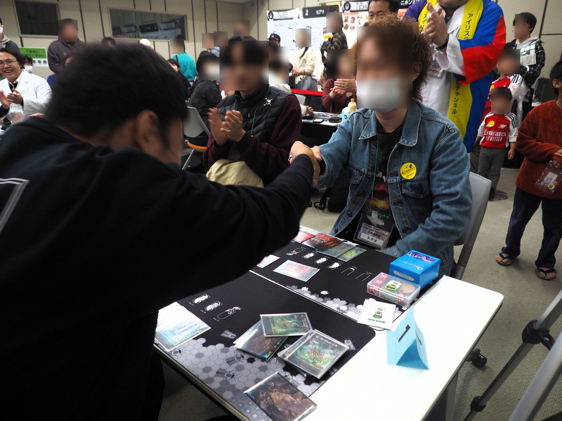 激戦を制したのは赤単アリを使っていたネギオさん