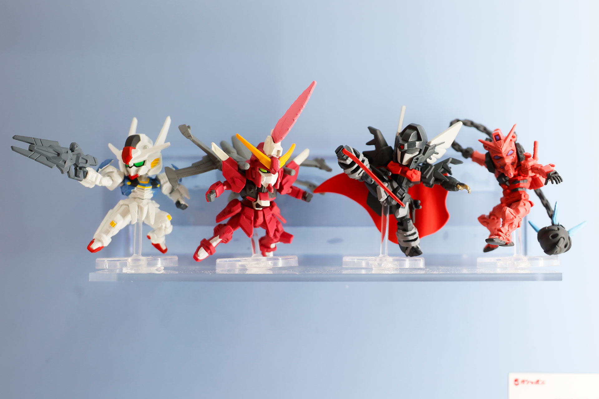 11月発売予定の「機動戦士ガンダム CAPSULE INDEX 02」。価格は400円