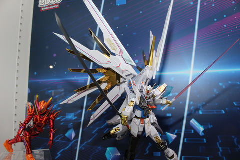 ストライクフリーダムガンダム MGEX 1⁄100 ストライクフリーダムガンダム｜バンダイ ホビーサイト
