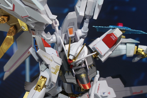 特別企画】戦闘ダメージを表現した「METAL ROBOT魂 ＜SIDE MS
