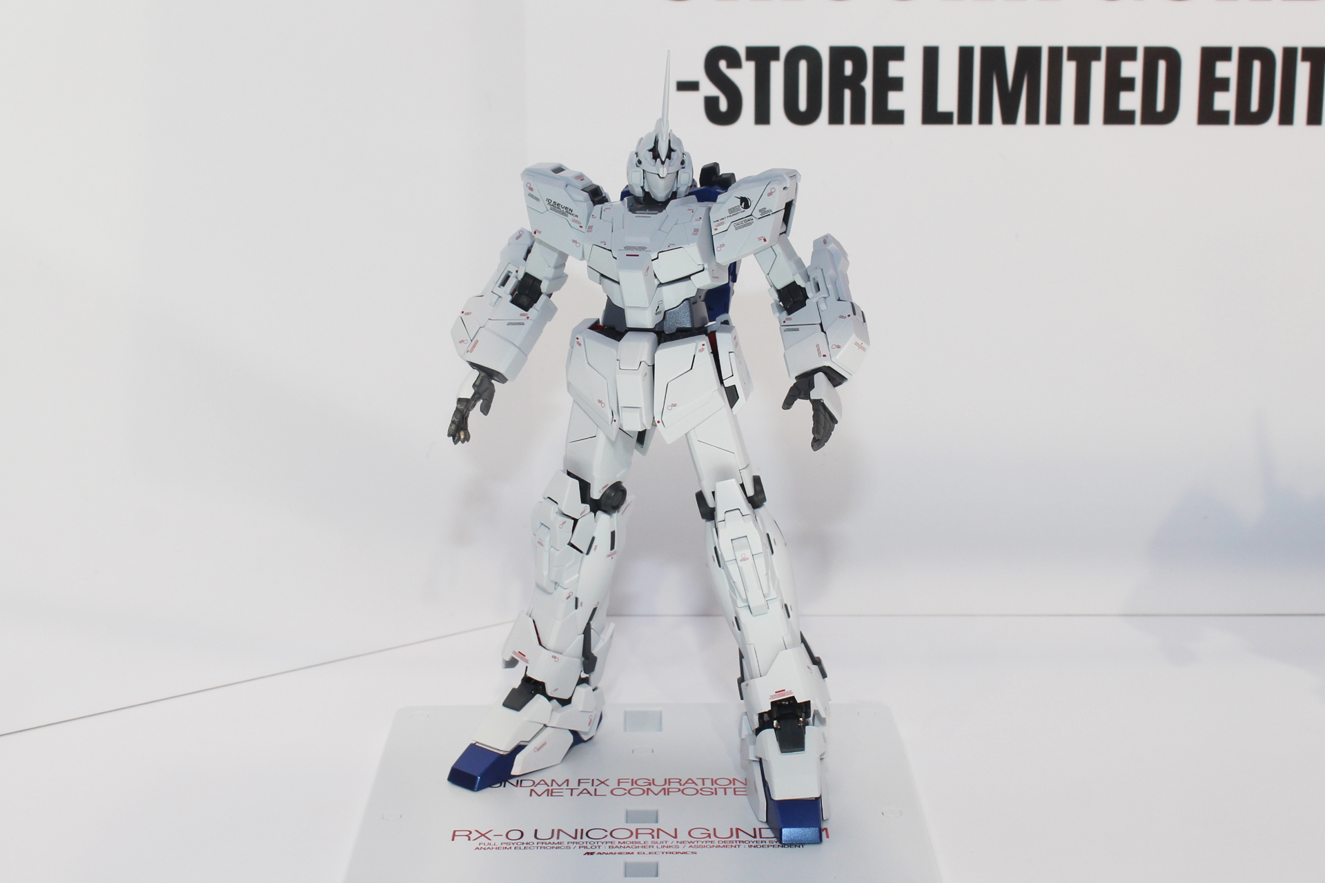 もちろんデストロイモードとユニコーンモードへの変形も可能だ