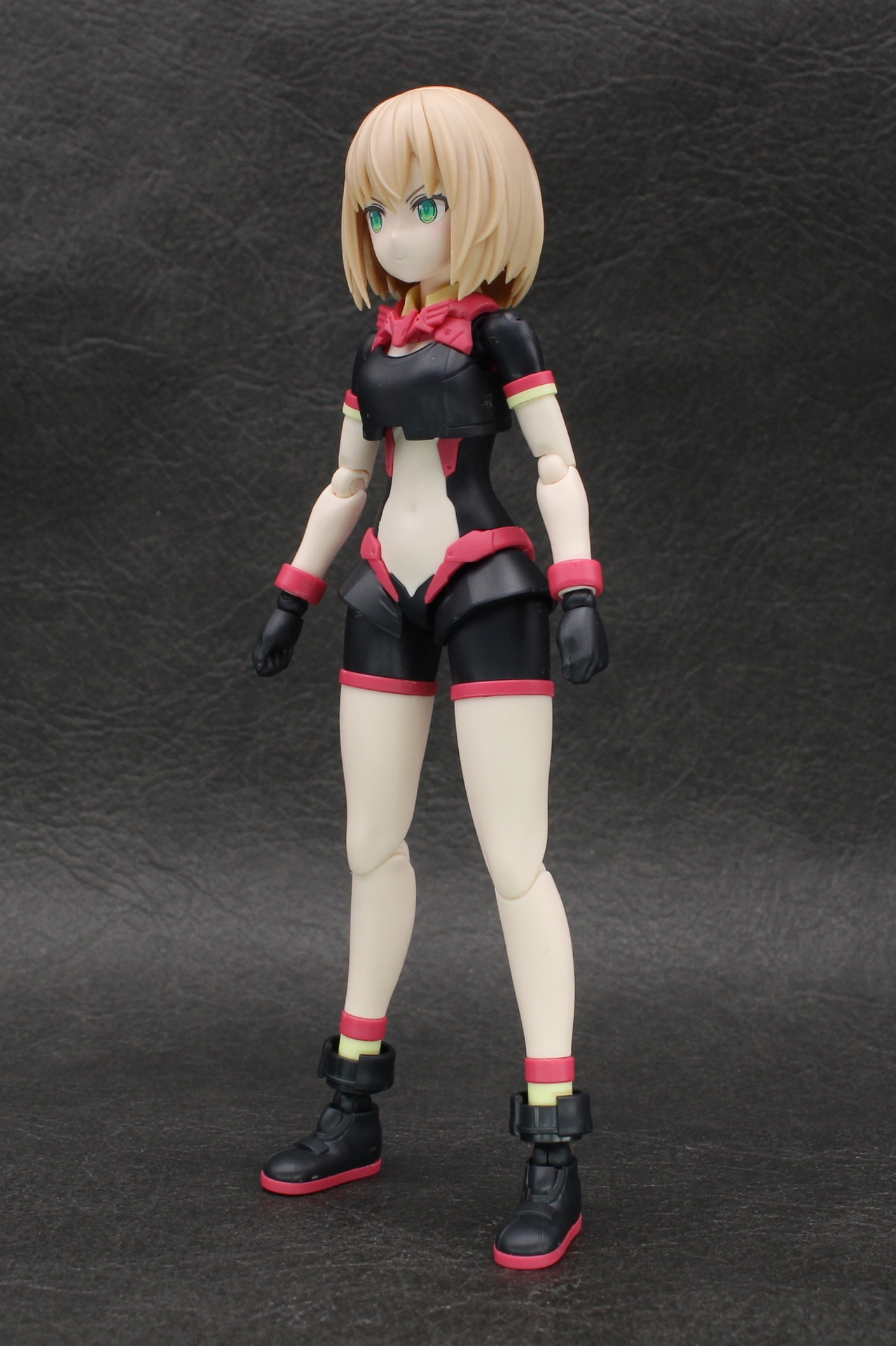 ティアーシャ（ダリアウエア）のノーマルモードが完成。初代ティアーシャのプロポーションは損なわずに造形されている