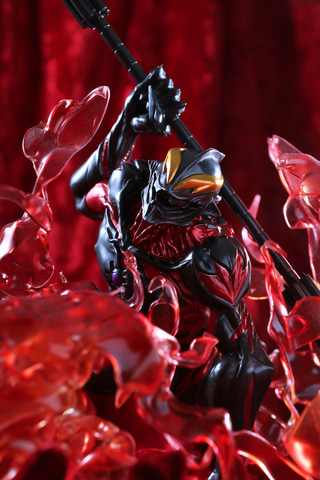 特別企画】「ウルトラマンシリーズ 豪塊 ウルトラマンベリアル」フォト