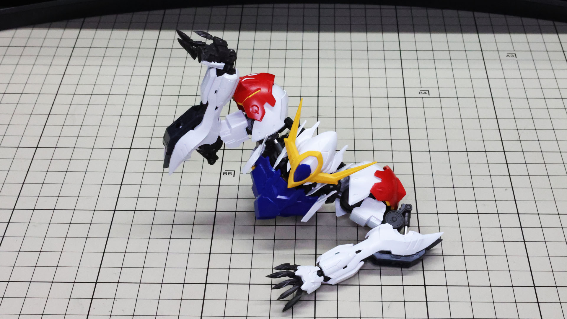 完成後のアクションが楽しみなディテールと可動域です