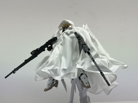 ガンダムW」30周年記念映像に登場した「ウイングガンダムゼロ」が