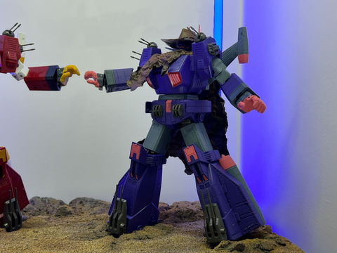 戦闘メカ ザブングル」よりカウボーイハットとマントをつけた「謎の