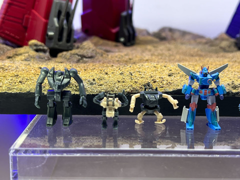 戦闘メカ ザブングル」よりカウボーイハットとマントをつけた「謎の