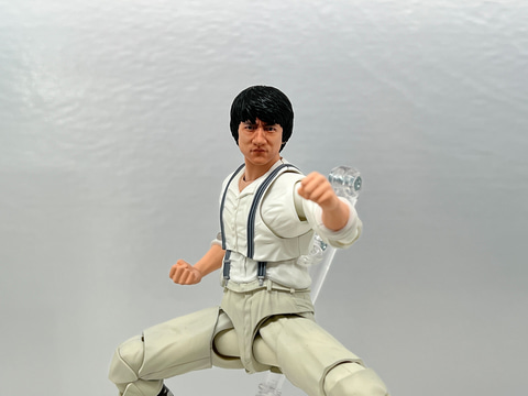 映画「プロジェクトA」のジャッキー、「S.H.Figuarts ドラゴン」参考