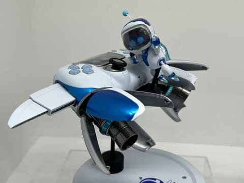 ロボットフィギュア ホワイト・ネイビー 61eyQvtEEyL.jpg_BO30,255,255,