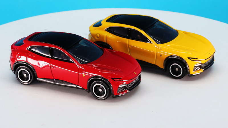 フロントに跳ね馬のごときパワフルなピュアエンジンを搭載しています