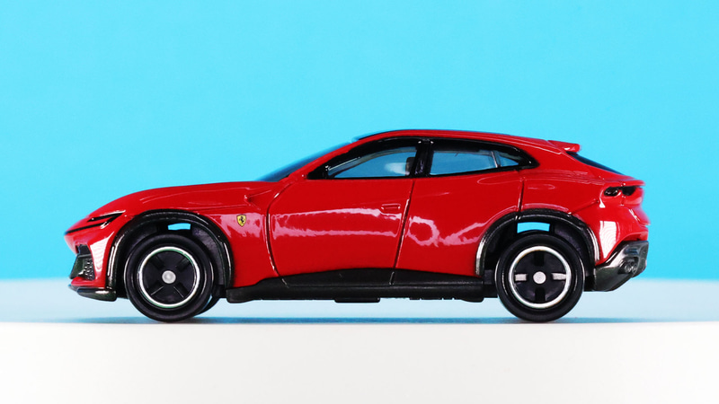 なんと躍動感のあるスタイルでしょうか！