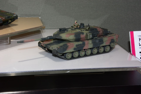 タミヤ、プラモデル新商品「1/48 ドイツ連邦軍主力戦車 レオパルト2