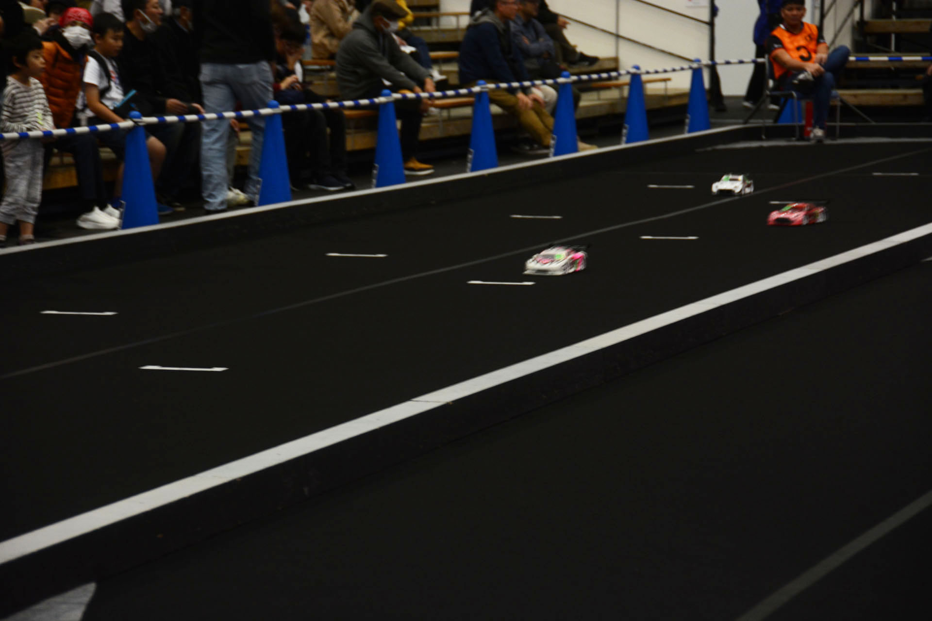 日本全国の大会を勝ち抜いた代表選手とアジア・北米からの代表選手が集結し、ワールドチャンピオンを目指して激突