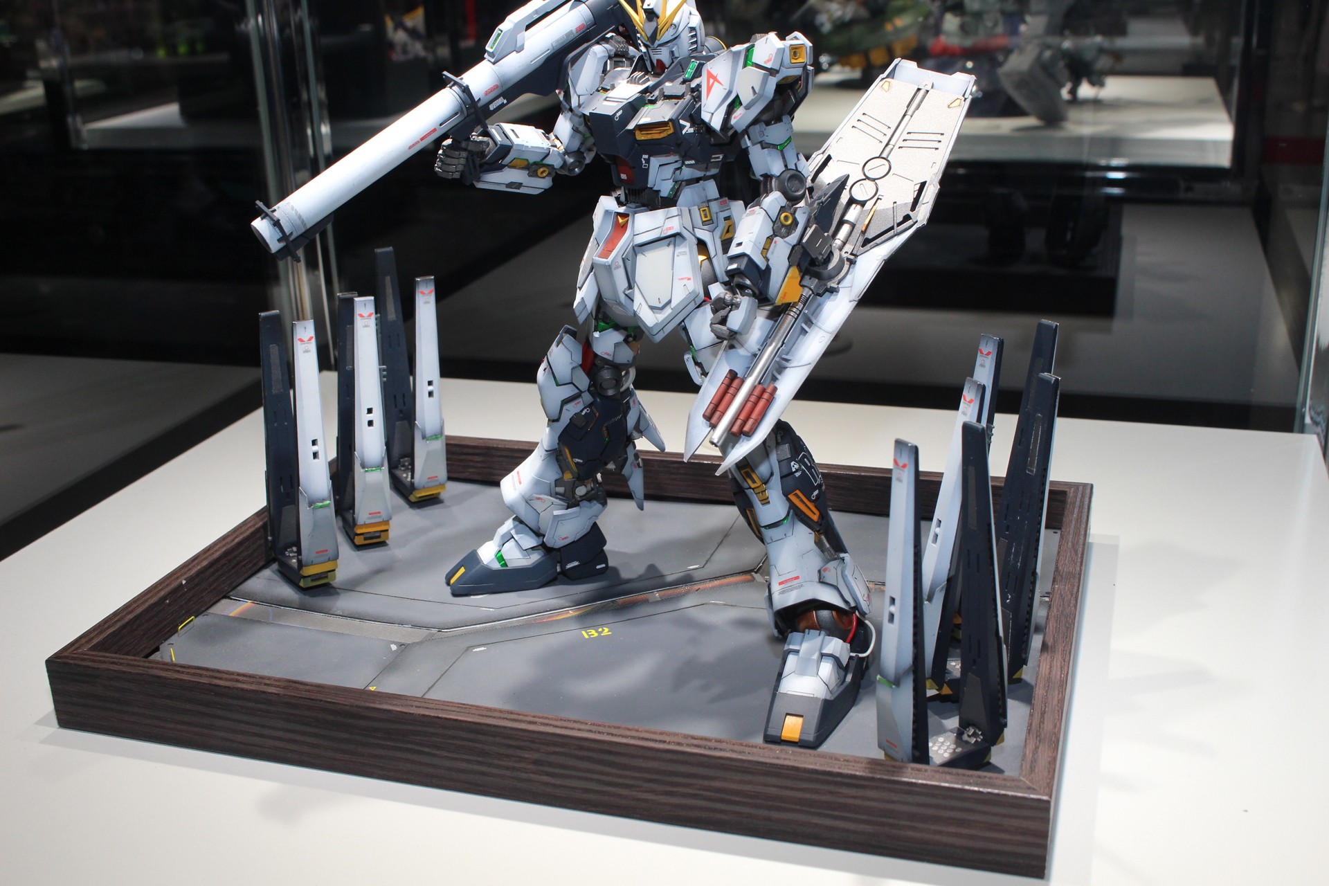 Prototype／makisanda555／MG 1/100 νガンダム Ver.ka