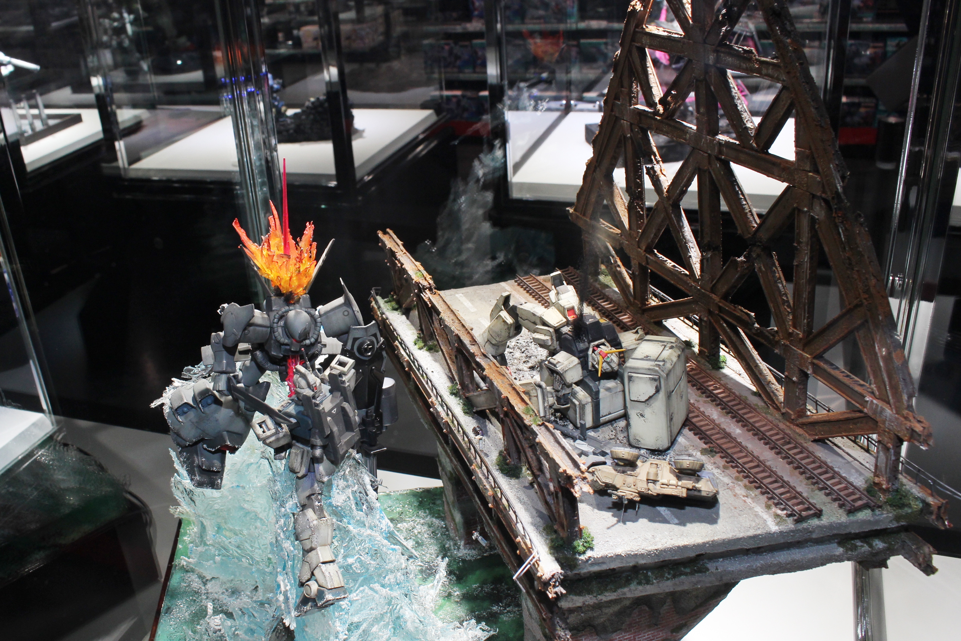 三次元の戦い／マッハAG／HGUC 1/144／グフ・フライトタイプ他