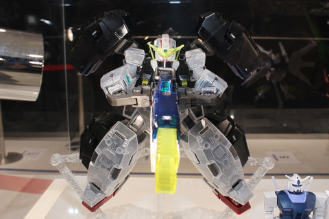 特別企画】クリア装甲をまとったガンダムヴァーチェ登場！ 「MG 1/100