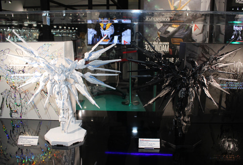 ストライクフリーダム天極（完成・塗装済み） ストライクフリーダム天極（完成・塗装済み） ストライクフリーダム