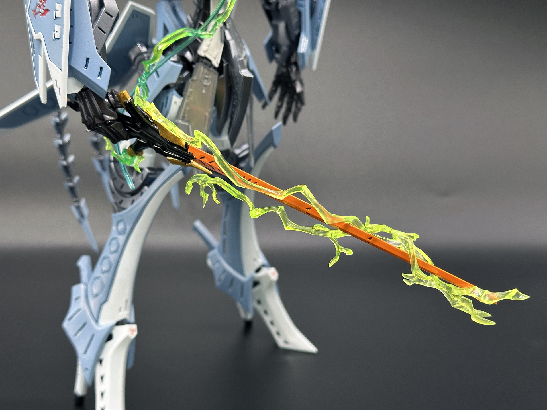 D.B.B.のアップ。エフェクトパーツは両面テープにて固定しています