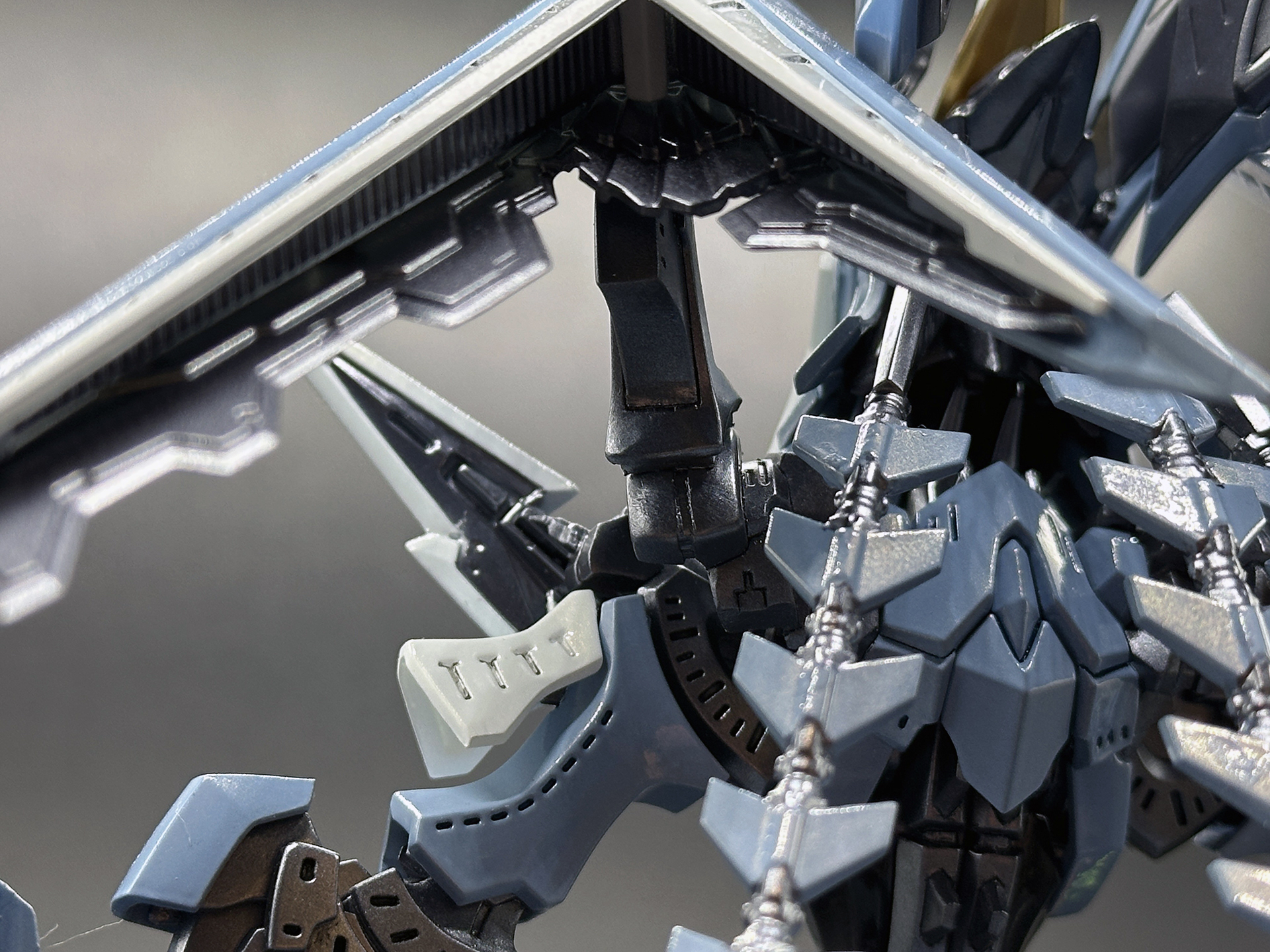 フライヤー接続軸のモールドも修正を加えることで原作準拠の仕上がりとなりました