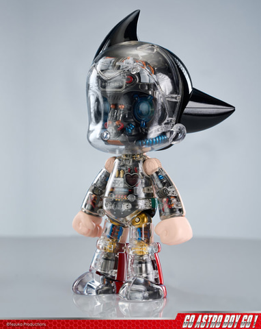 デフォルメデザインに十万馬力のメカ造形。「メタルアクションシリーズ