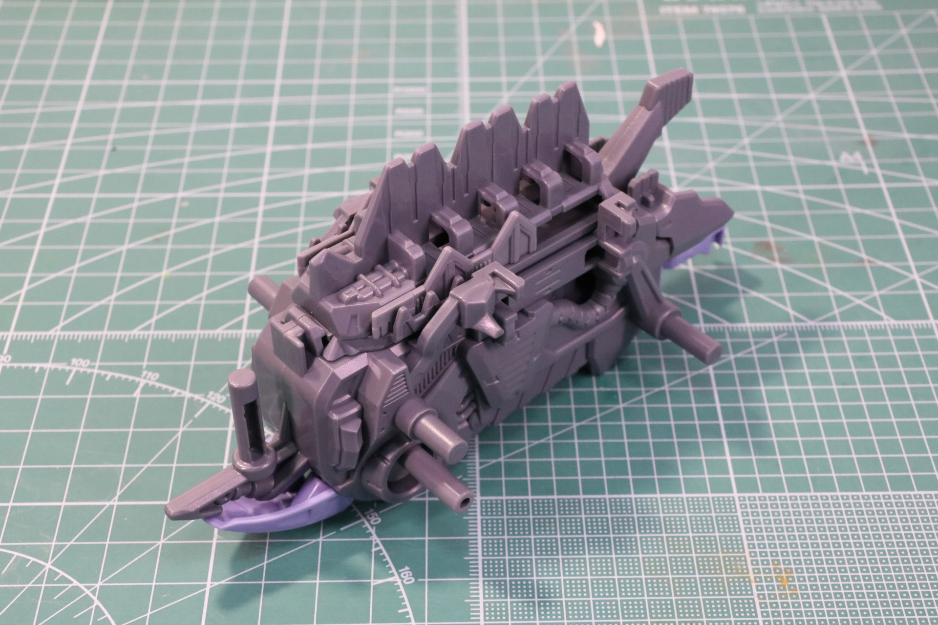 本体にギアユニットを乗せる。本体の歯車とリンクを組む