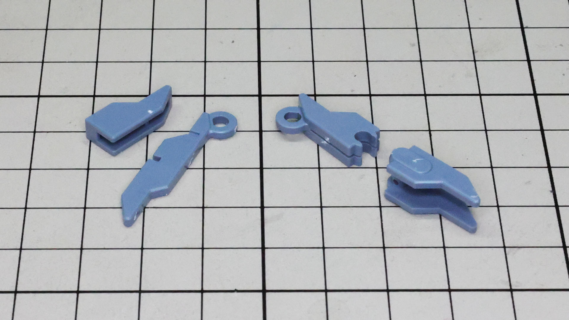 足先のツメを組んでいきます