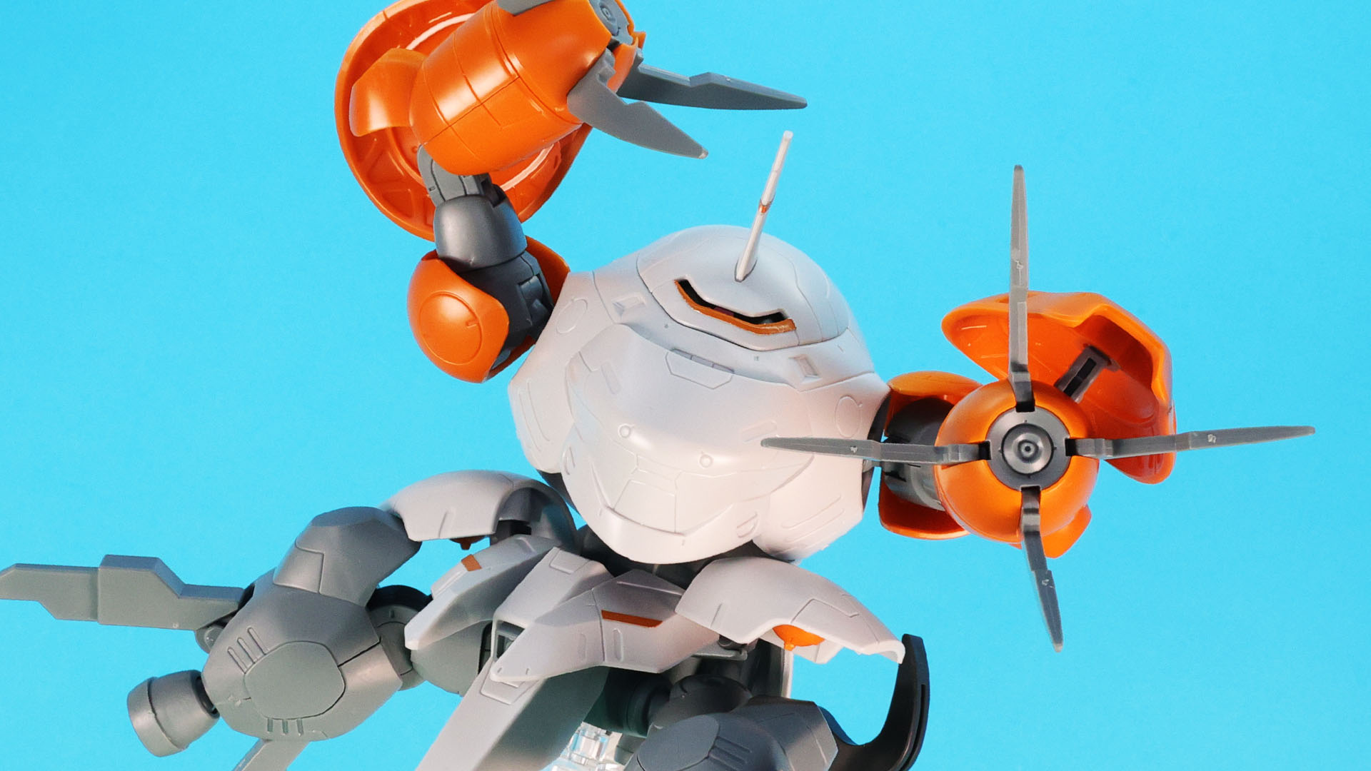 組んで自分なりの戦術を見つけて欲しいキットです