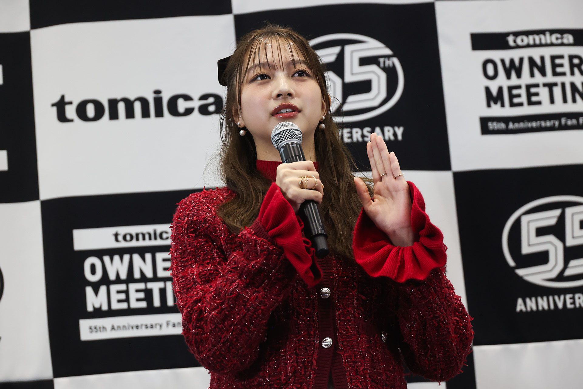 意外な「トミカ」愛を披露した佐藤さん