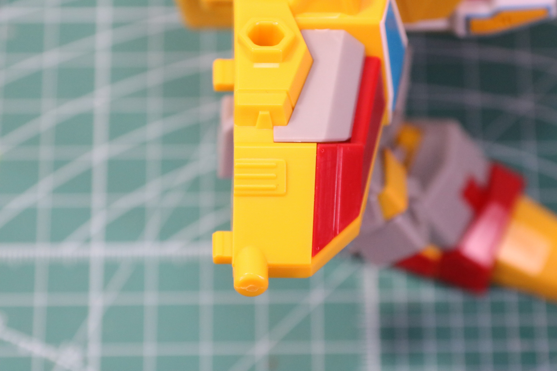 先端も同じマークのシール