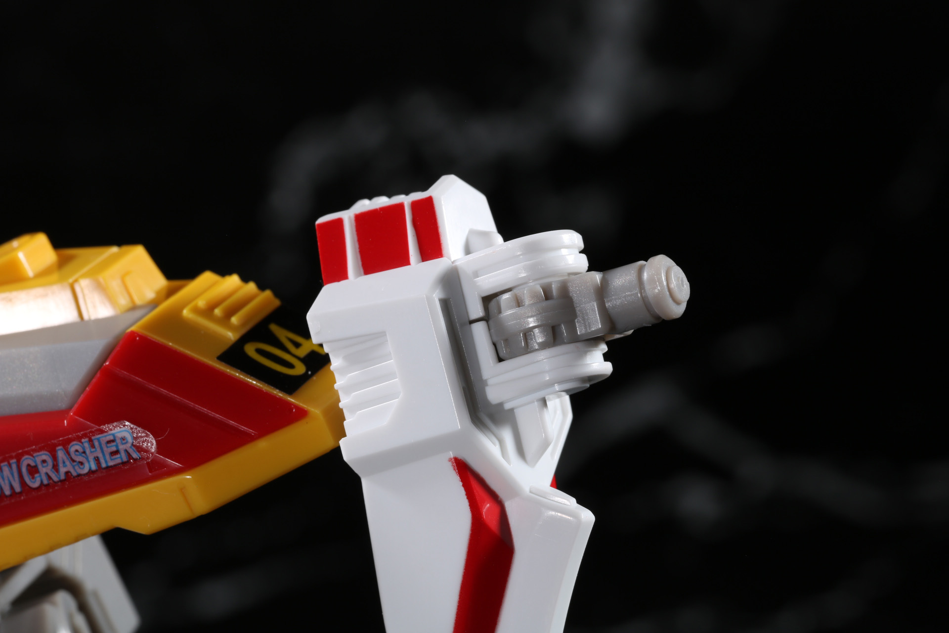 ジェットエンジンユンニットの先端には可動機構を備えたジョイント