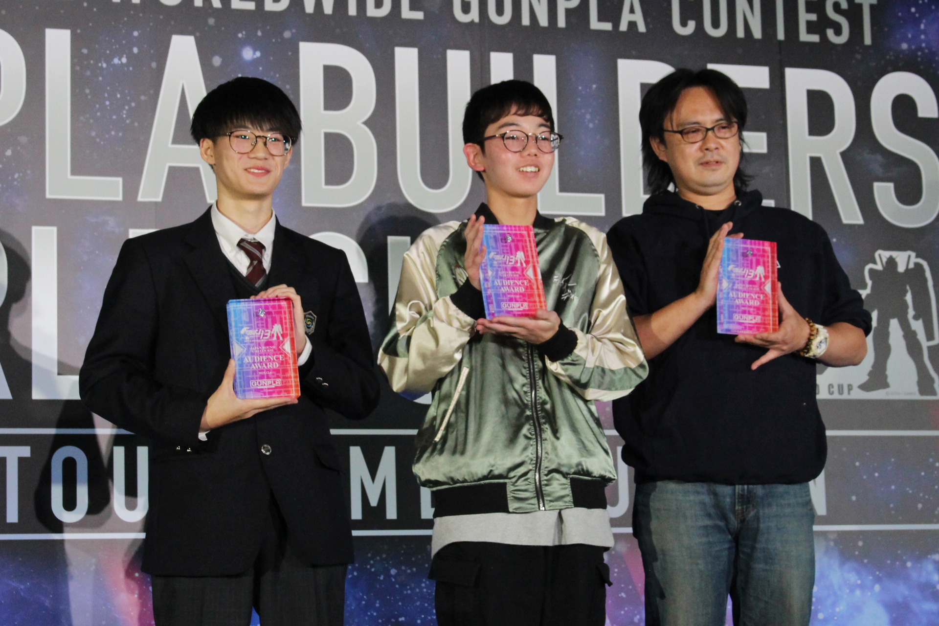 AUDIENCE賞受賞者、左からryu_10さん、うな10さん、ukyoさん