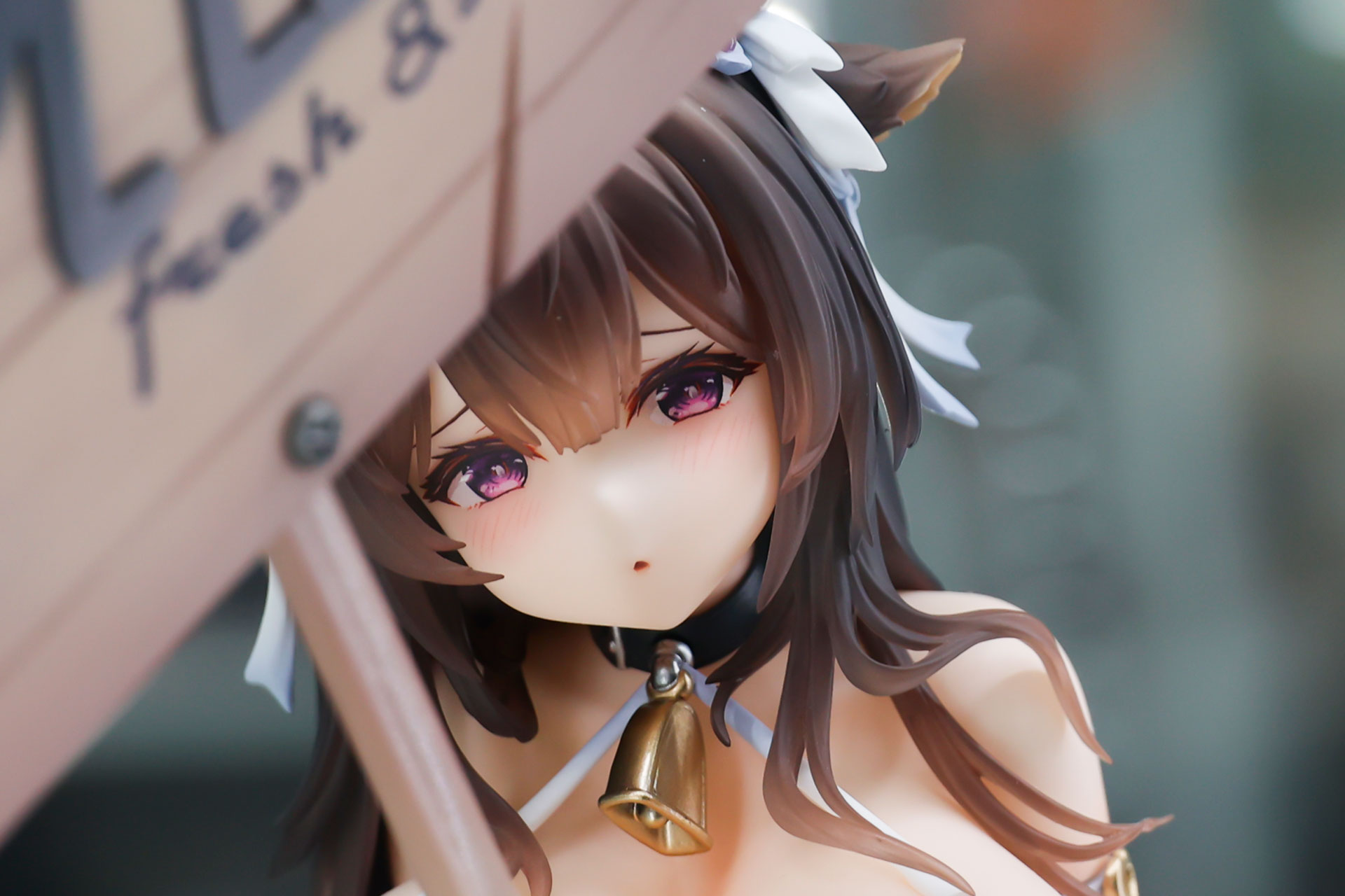 首に付けられたカウベルも目立っている