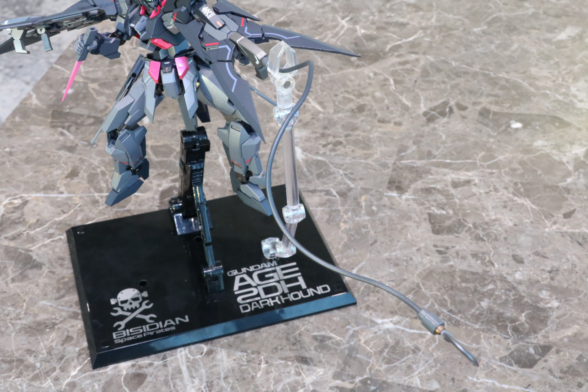 ワイヤーパーツを使用することで射出状態を再現可能