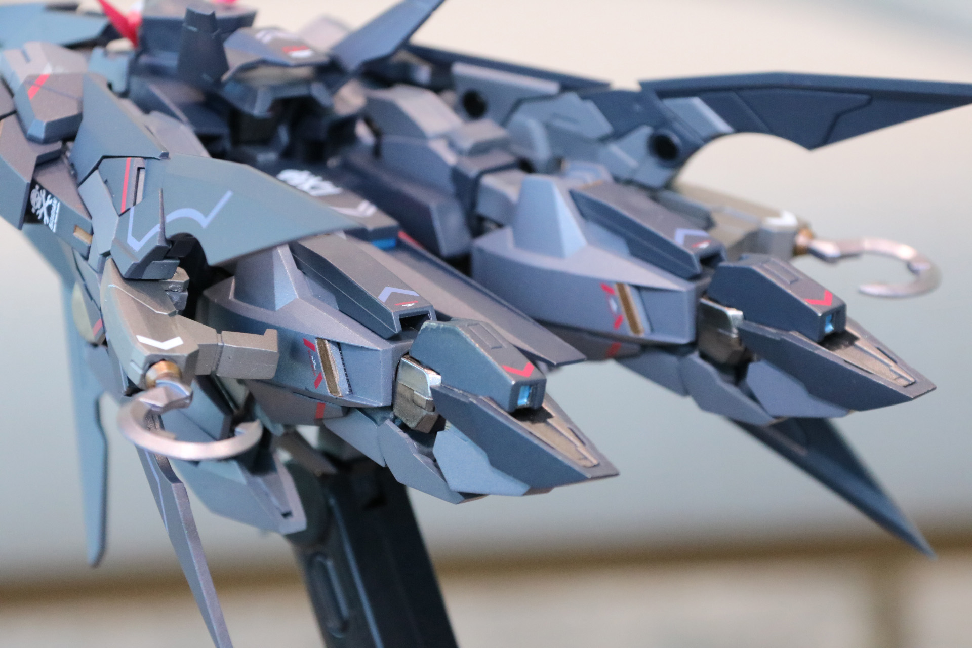 通常では脹脛のカバーは閉じた状態