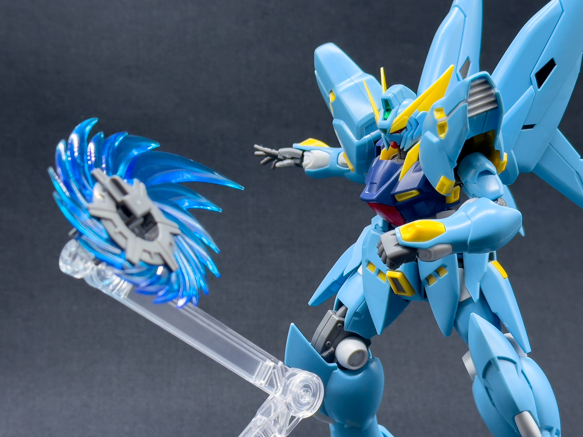 「リープ・スラッシャー」は専用接続パーツを使用することでアクションベースに接続できます。