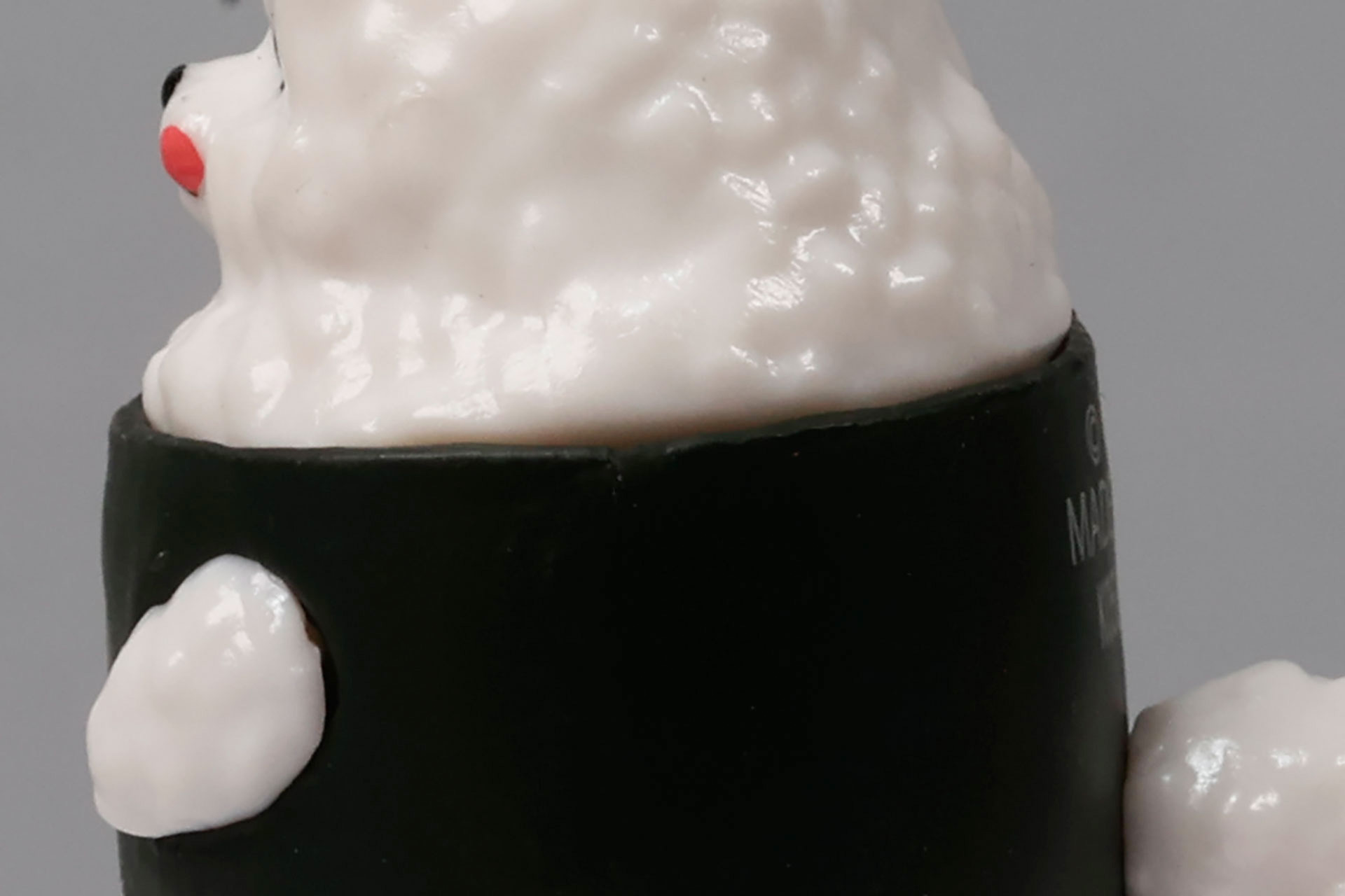 海苔の部分は少し厚めだ