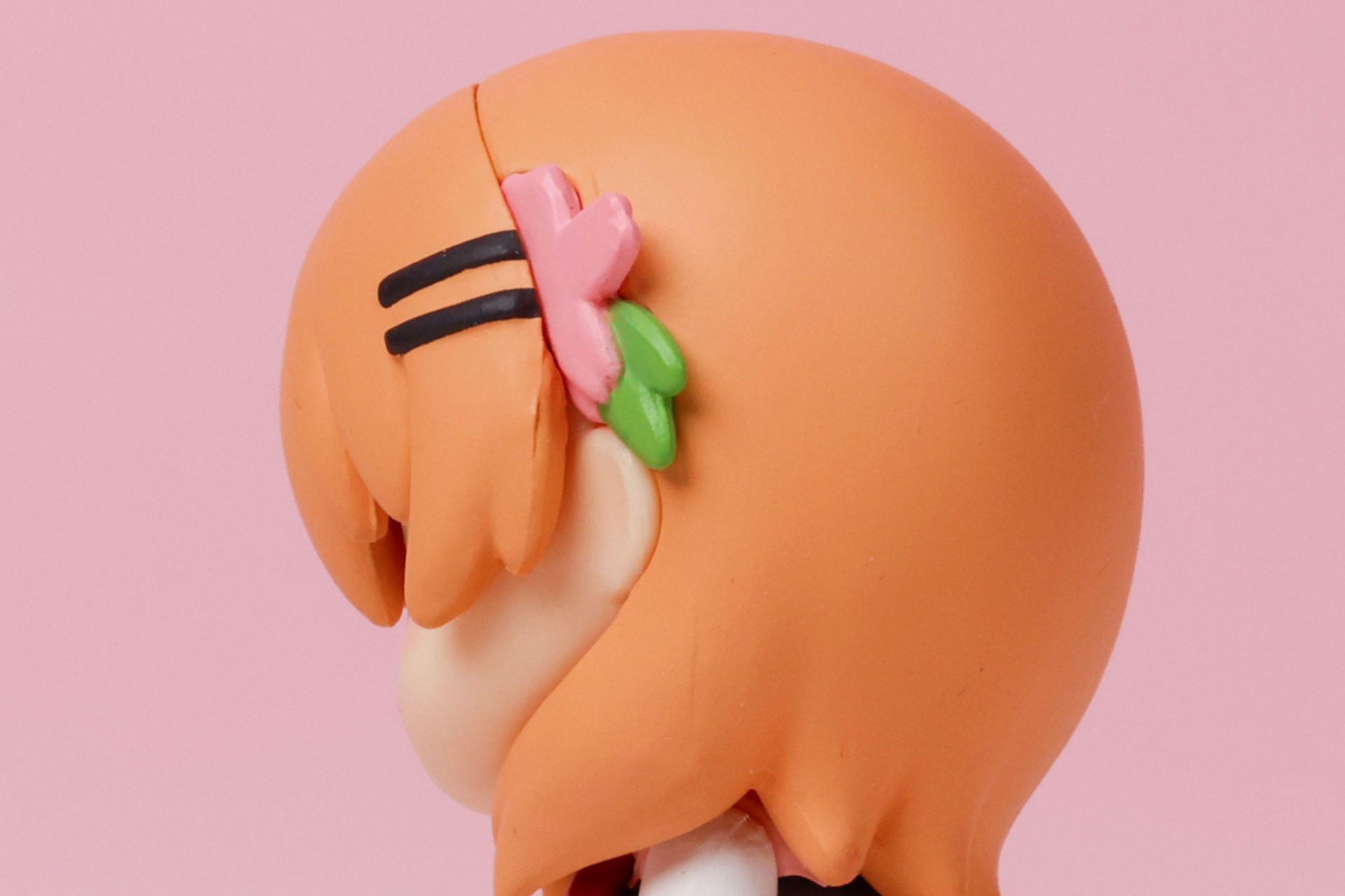 髪飾りもしっかり再現