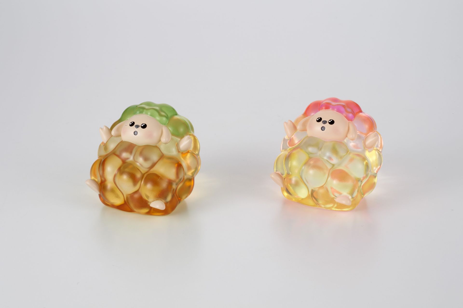 （左）ばんざいB/（右）ばんざいA