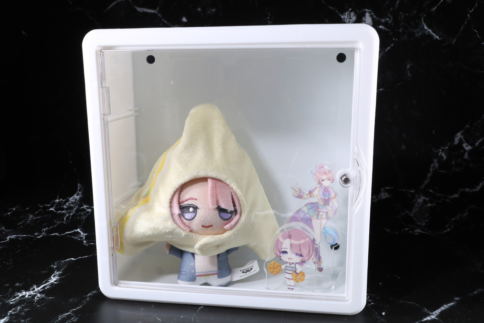 可愛くてカッコイイ着せ替えちびぬいも入る<br />※「学園アイドルマスター ちびぐるみvol.2」＋「推し活×パン屋さん ぬいぐるみ用着ぐるみ」