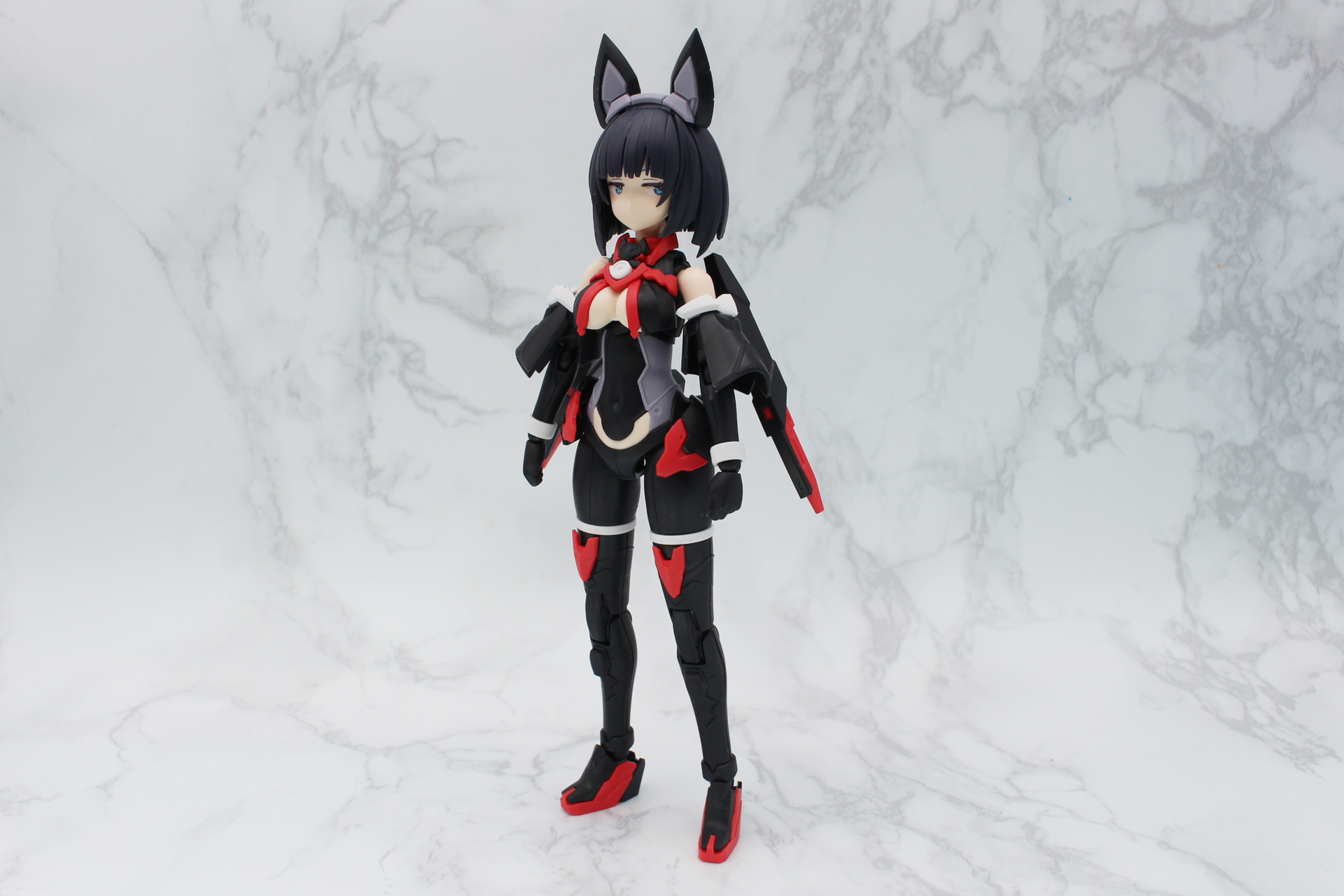 ミコルルのアームドモードが完成。パーツは多くないがノーマルモードとは印象はかなり変わった