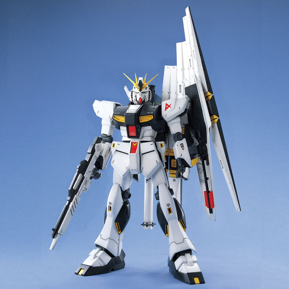 2000年12月発売。価格は5,500円