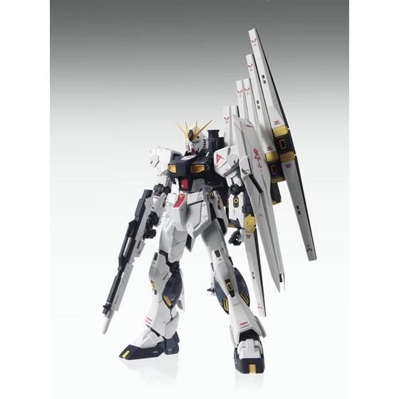 2012年12月発売。価格は8,140円