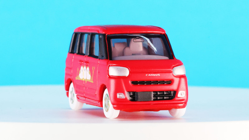 【シマエナガ】デザインのダイハツ ムーヴ キャンバス