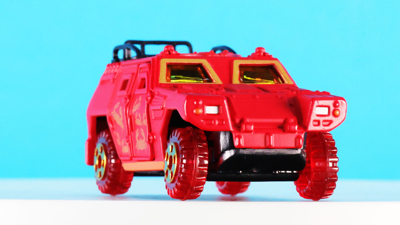 【蟹】デザインの軽装甲機動車