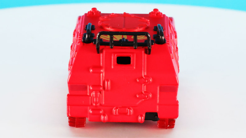 ルーフ上のガイドフレームが特徴的なトミカ